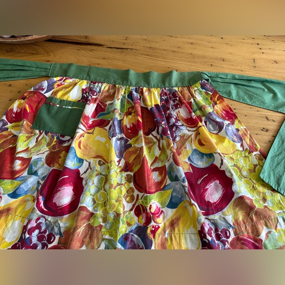 Vintage Fruit Half Apron Apple Grapes Pears Cherries Blueberries - Picture 3 of 6